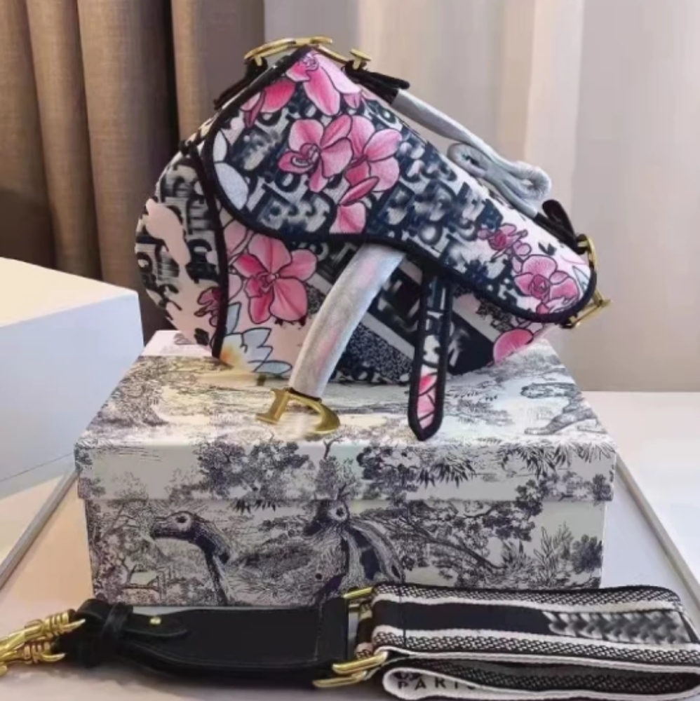 *SOLD* Christian Dior Saddle bag